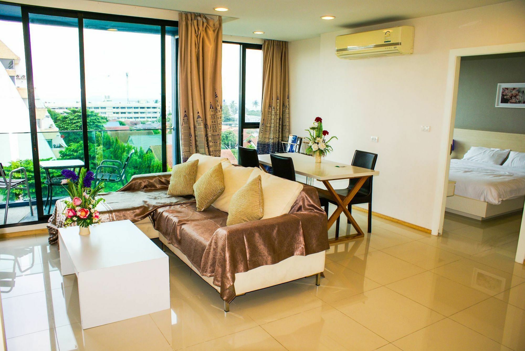 Acqua Jomtien Hotel 3*