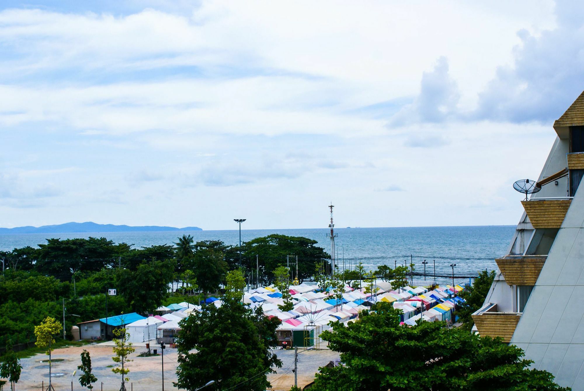 Acqua Jomtien Hotel